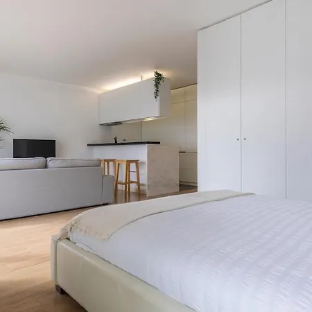Apartment East